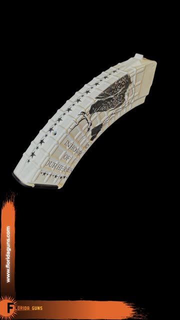 Arsenal Custom Shop Circle 10 Tribute Mag on Arsenal White | Located in West Palm Beach, FL