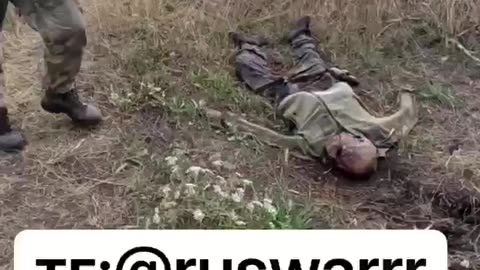 Russian Soldier singing to the Dead ukie