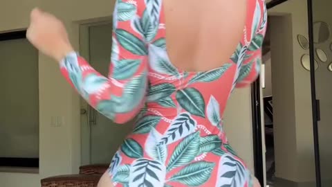 🍑 Wiggle Wiggle 💯🔥
			