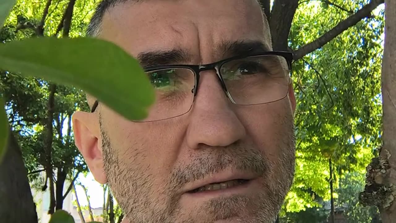 @misterbaz