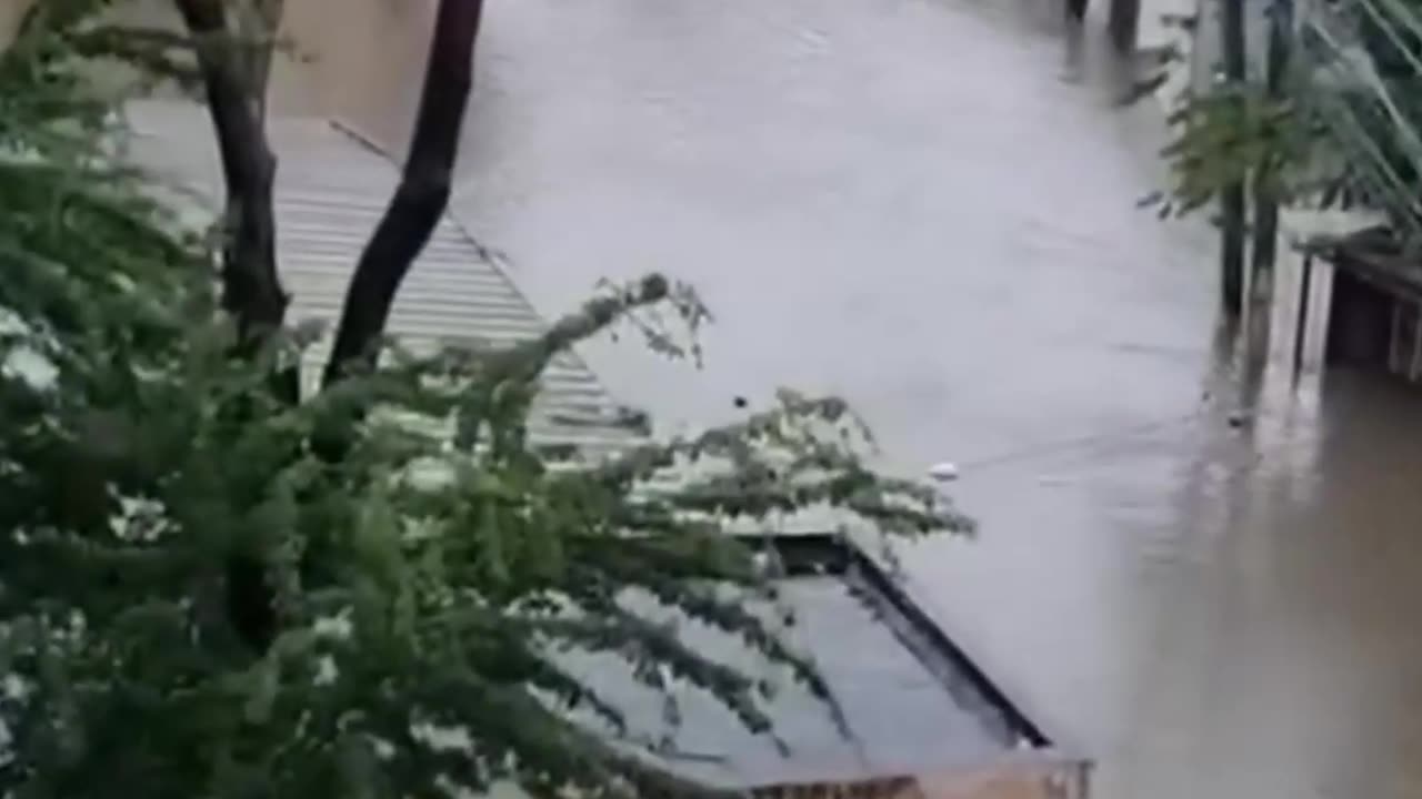 TROPICKÁ BOUŘE MELLISSA 23.10.2025