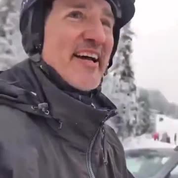 Fed up Canadian tells Trudeau to "Get the f*ck out of BC" during his Christmas Vacation skip trip