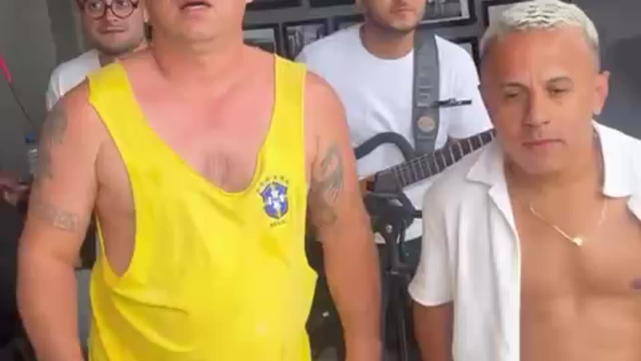 HOLLYWOOD'S MOST FAMOUS DANCING