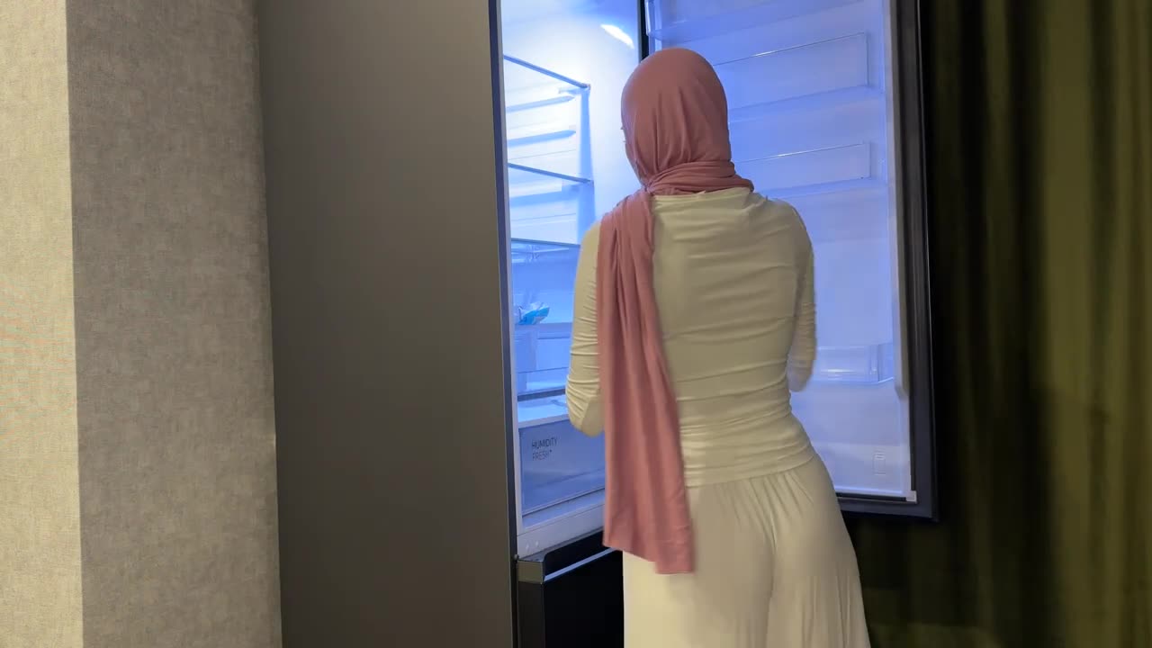 Deep Cleaning in Beautiful Dress & Hijab ｜Try On Haul Cleaning Tutorial