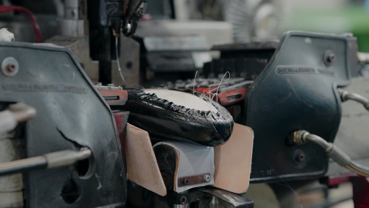 Ремонт и обслуживание обуви | Какие услуги предлагают мастерские