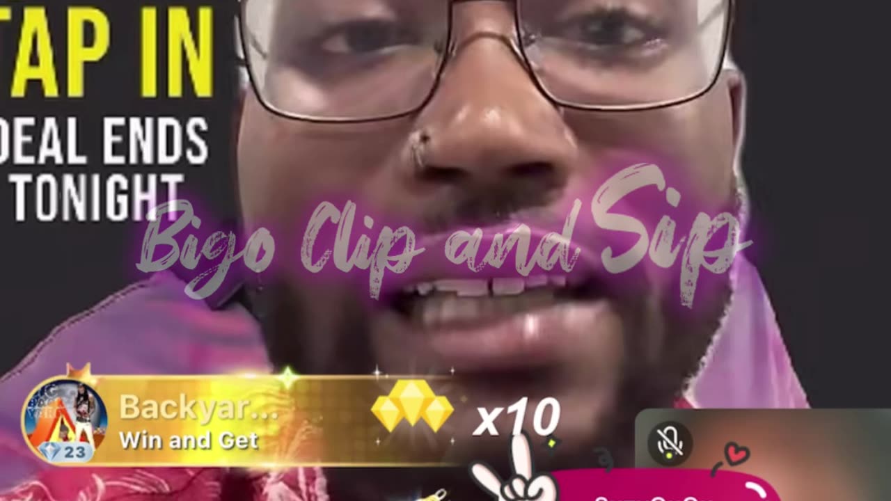 Charli reads Ace's mom again while she was in his box 9/25/25 #bigoclipandsip