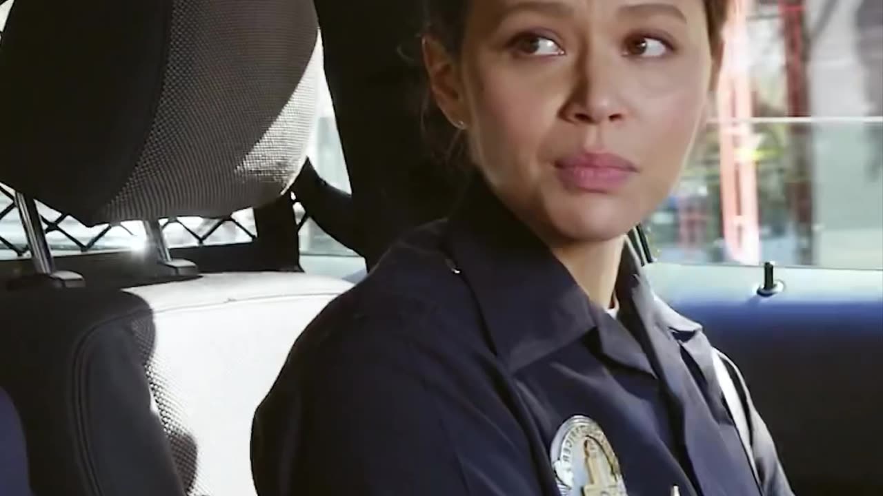 Lucy is in love with Tim? #series #therookie #shorts