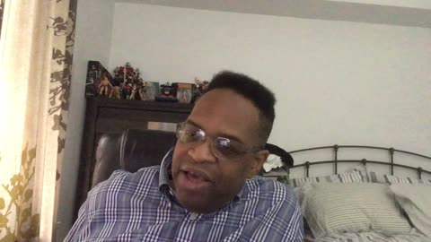 BW Goes Berzerk In Detroit Foot Locker After Her Credit Card Is Declined