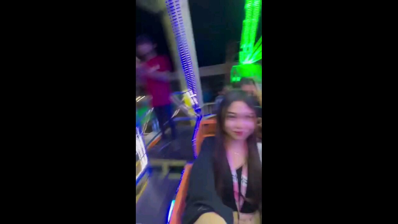 try not to laugh 😂