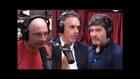 Joe Rogan - Jordan Peterson & Bret Weinstein's Disagreement About Hitler.