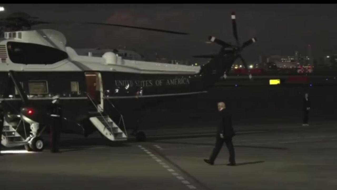 President Trump arrives at Tokyos Haneda International Airport after visiting Malaysia