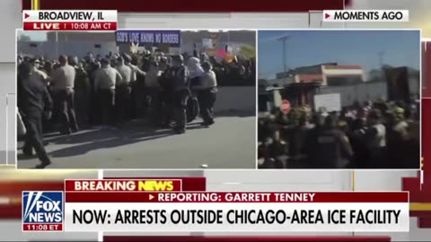 Mass Arrests Of ANTIFA Outside ICE Facility In Chicago