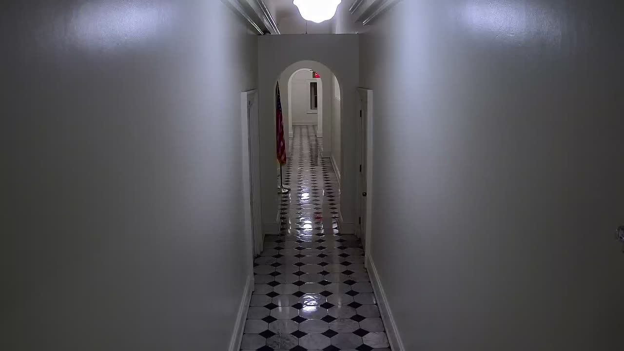 0301USCS03WestCorridornearS333_2021-01-06_06h00min01s350ms.mp4