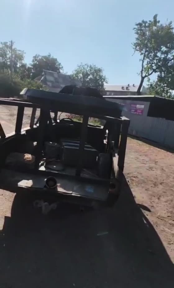 Russians Mount Cannon from Old BMP-1 to a Junkyard Special