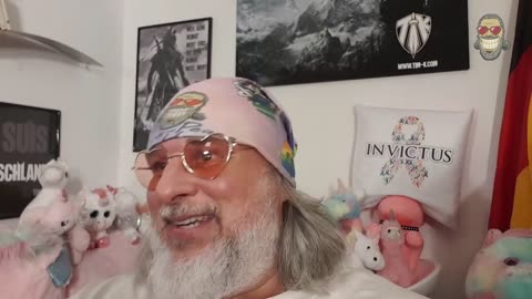 ZDF-Komikerin überrascht mit AUFWÜHLENDER Weihnachts-ANSPRACHE! 💥⚡️ #PolitSatire