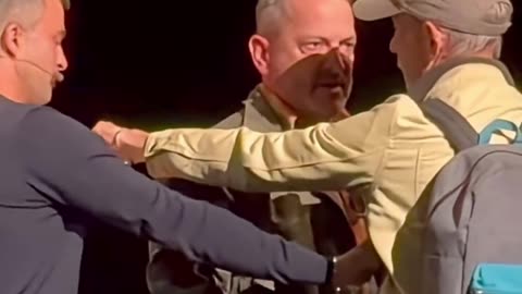 Lawyer jumps on stage and subpoenas Sam Altman during SF talk with Steve Kerr