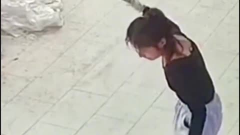 Funny video of the rooster fighting with the girl video 2025 skc.com 79