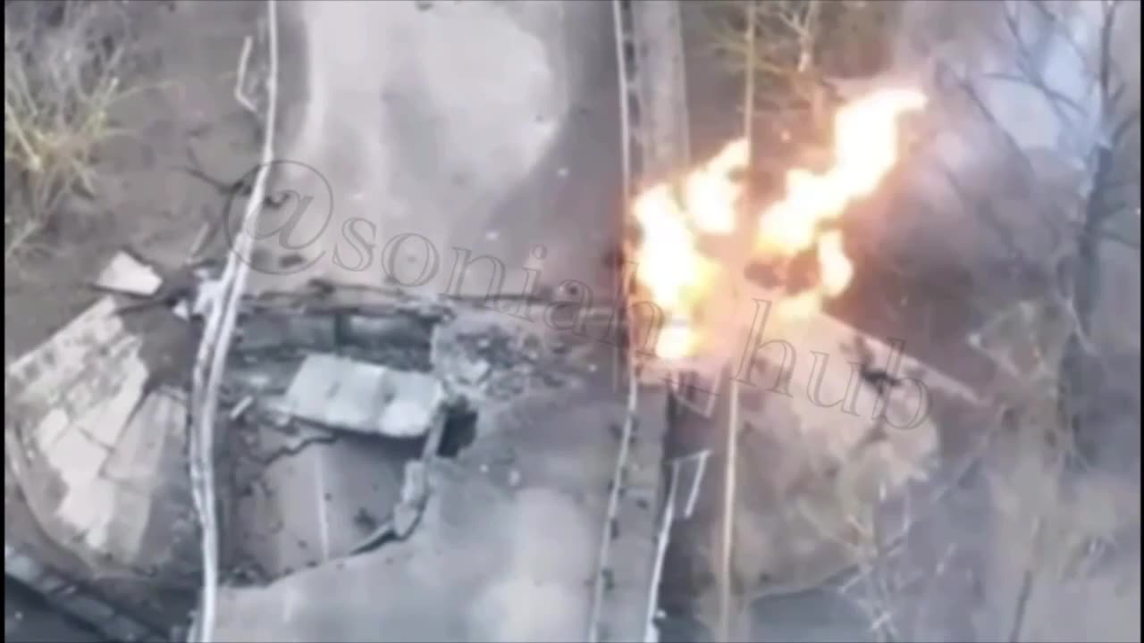 πΊπ¦βοΈ Ukrainian airstrikes on bridges in the Belgorod region.
