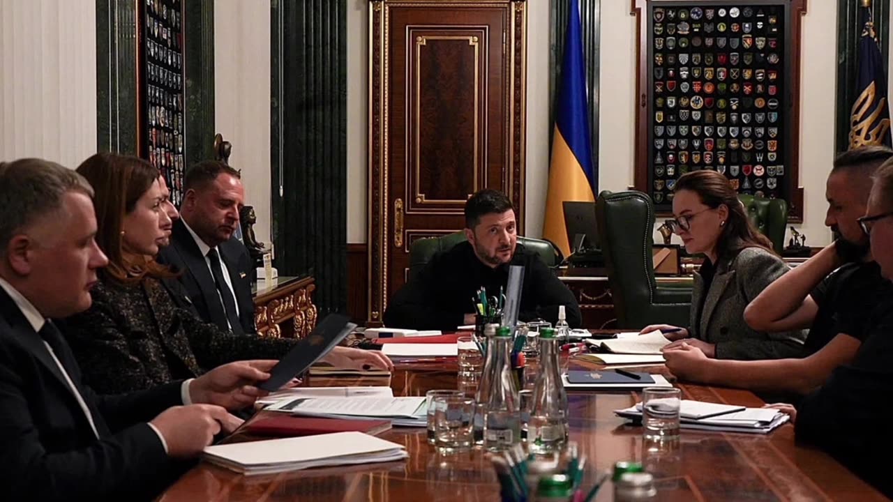 Ξεκαρδιστήτε,δεν απέμεινε τιποτάλλο στην Ευρώπη #Φάτνη διχως προσωπα!#LNG_usa#putin_modi_xi_jinping