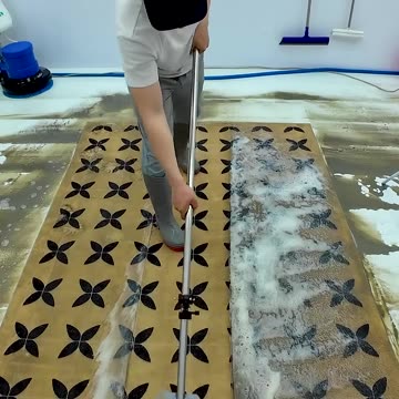 Cleans Heavily Soiled Carpets In Just 60s - Satisfying ASMR #carpetcleaning #shorts