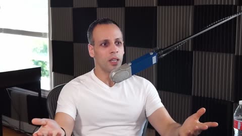 Piracy is COMPLETELY justified: Louis tries NetFlix & remembers why