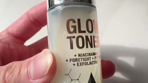 The Best Exfoliating Toner for Oily Skin? Charlotte Tilbury Glow Face Toner