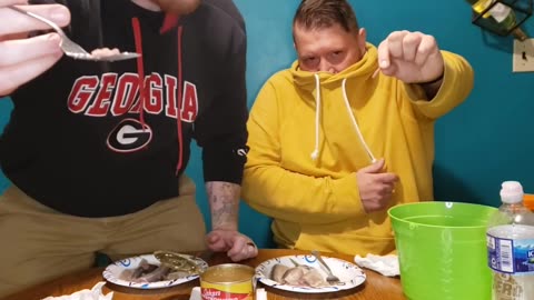 Surströmming challenge! -GAG WARNING ⚠️ (The world's smelliest food)!