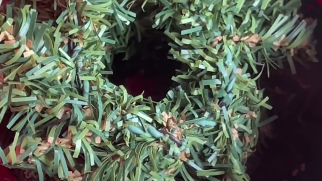 4 pcs of Artificial Canadian Pine Wreath Set for Christmas