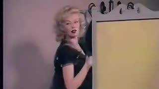 LILI ST CYR STRIPTEASE REMIX