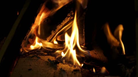 Crackling Fire Calm 🔥✨ | Cozy Fireplace Sounds for Relaxation & Sleep