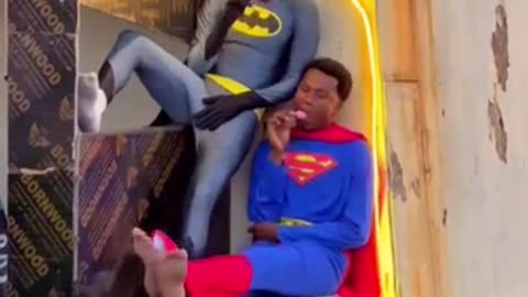 Spiderman vs Batman & Superman