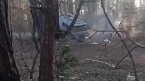 Ukrainian Drone Strikes Russian Military Vehicle in Kursk Region – Precision Attack Caught on Camera
