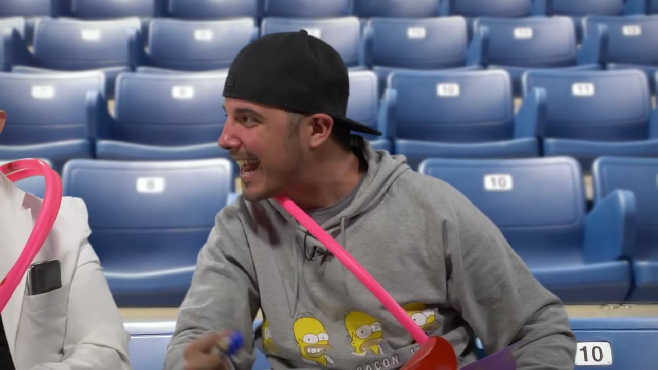 БАТКАТА и ПОМПАТА в пореден ФУТБОЛЕН ДВУБОЙ!