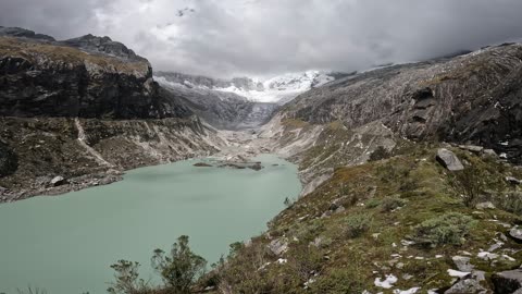 A look at Llaca Lagoon/Laguna Llaca