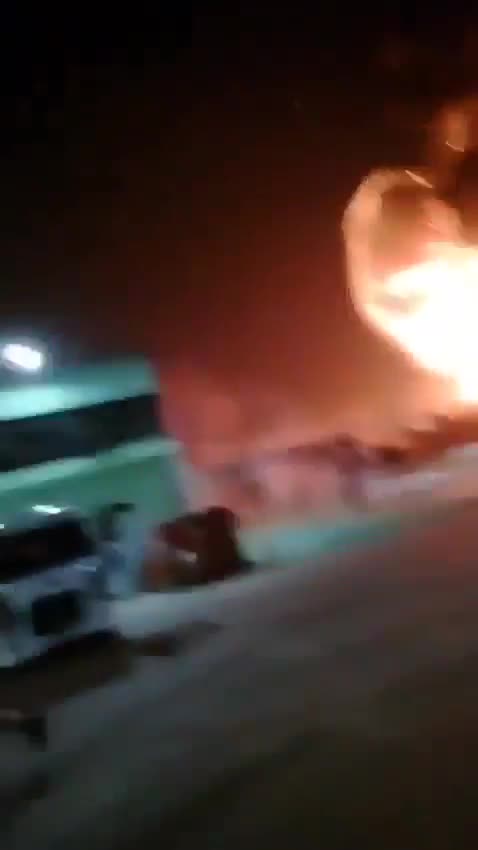 Massive explosion in a chemical plant in Ezeiza, outskirts of Buenos Aires, Argentina