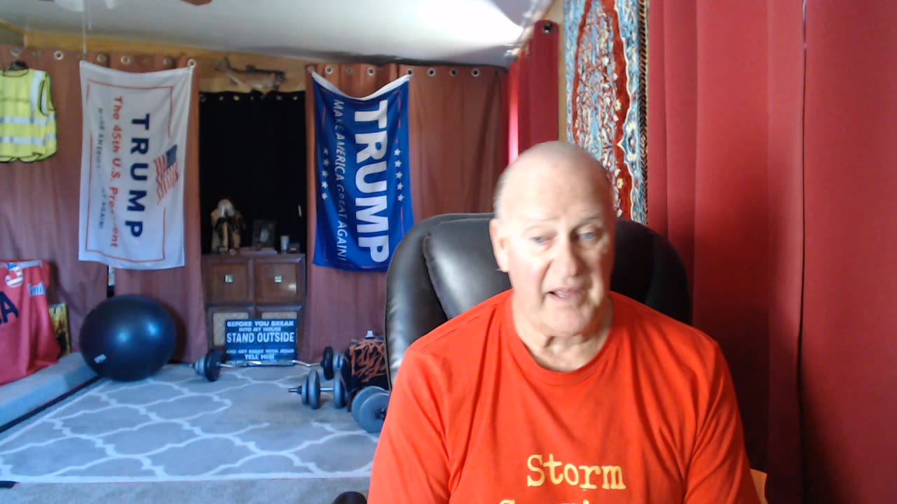 175,000 Americans Apply for Jobs at ICE/Gold could hit $10,000/Former Boxing Champ Ricky Hatton’s Cause of Death Revealed/Georgia College Student Exposes Text Book Calling Christians ‘White Supremacists’