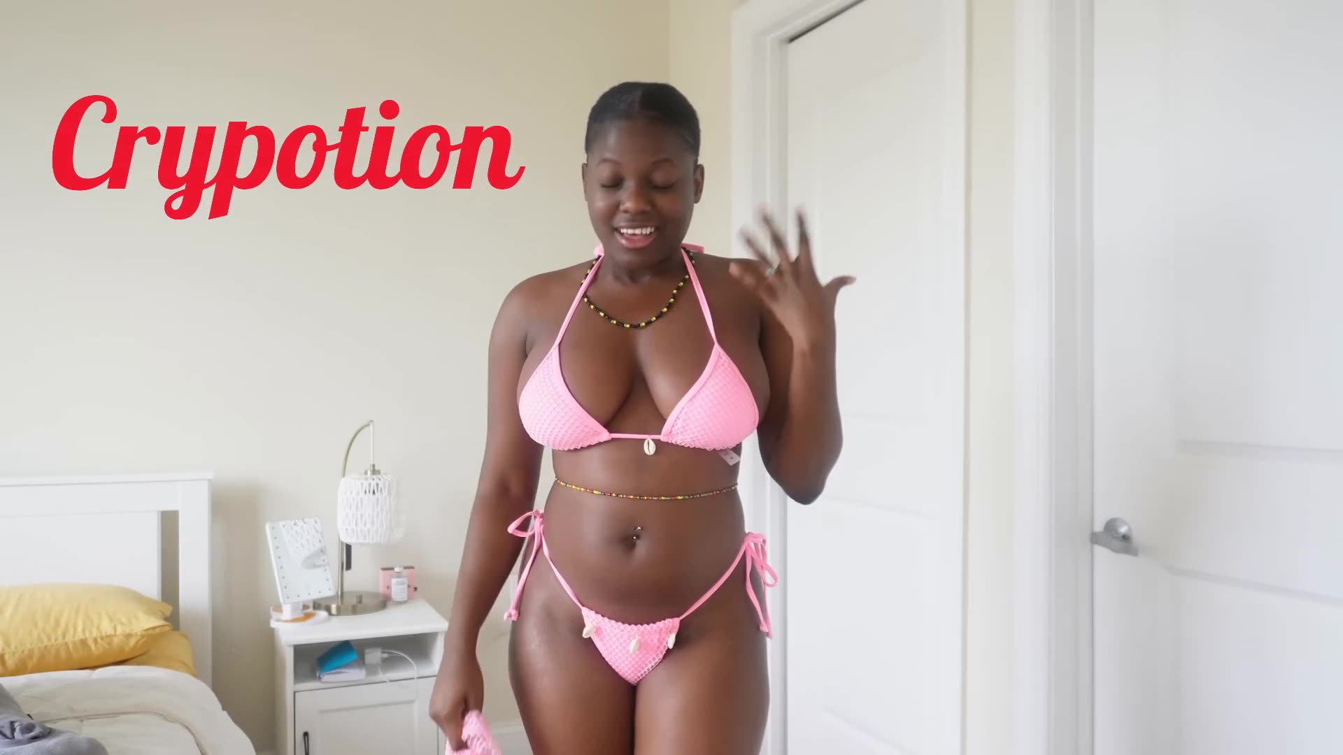 Sexy black girl Crypotion f4