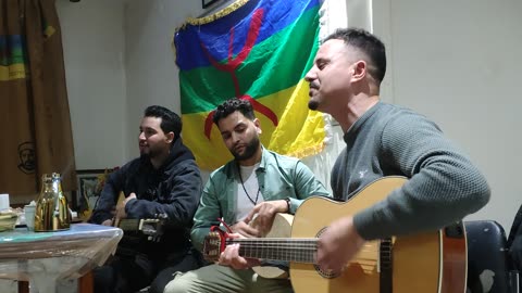 احتفال السنة الامازيغية الجديدة 2976 جمعية ماسينيسا طنجة وصلة غنائية الفنان عبد الاله إزران نريف