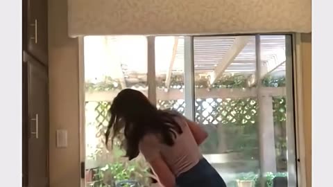 This Might Be the Funniest Thing You See Today 🤣