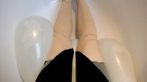 Pořádně se snažím vykoupat zpocené tělo