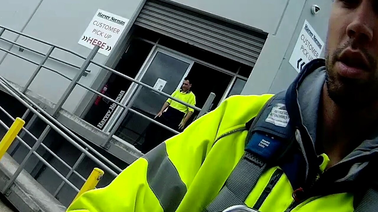 how do you know that you're being watched when you're on a government watch list watch this video