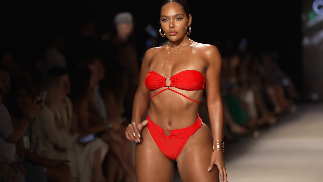 Amber Keaton in Slow Motion: Miami Swim Week Runway Highlights