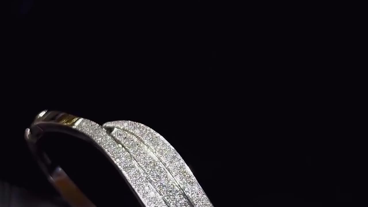 10K White Gold & Natural Diamond Bangle Bracelet