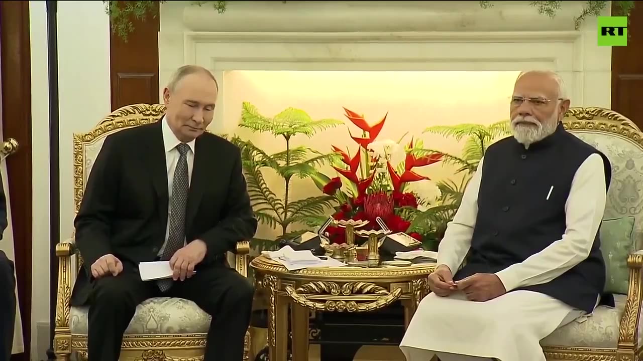 📌 Indias PM Modi called Putin’s visit — ‘Truly historic’