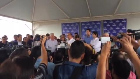 Alckmin é vaiado por professores em Campo Limpo Paulista durante inauguração de viaduto