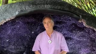 An amethyst geode weighing 10,000 kilograms.