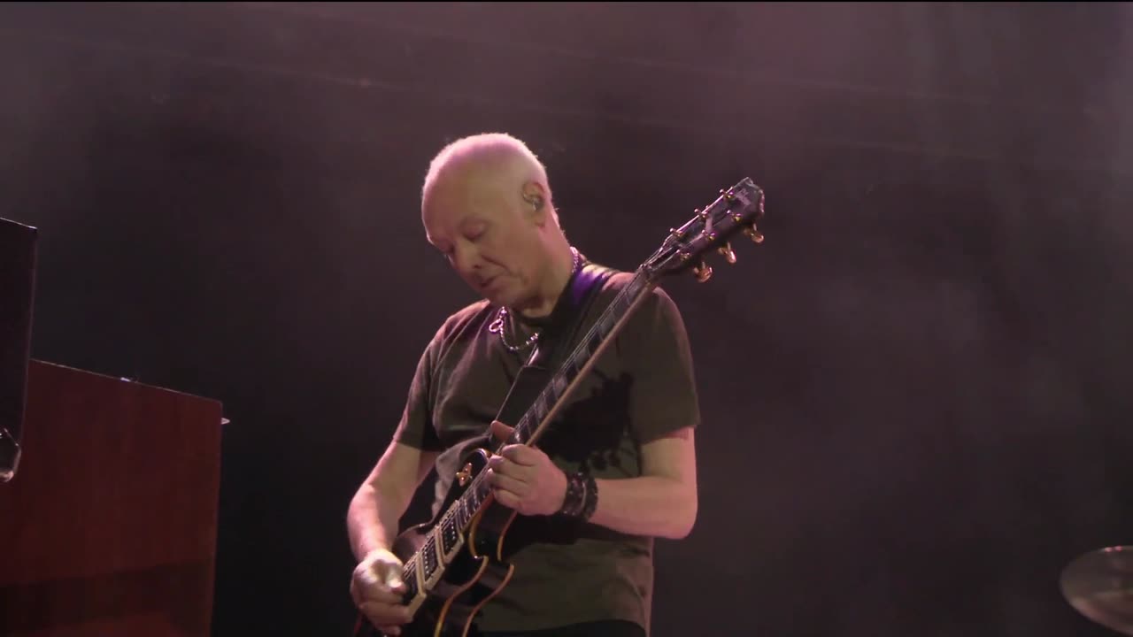 Do You Feel Like We Do - Peter Frampton (live)