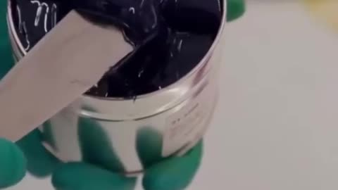 🎨💧 Watch This Painting Experiment with Viscosity! | FeedMyCuriosity