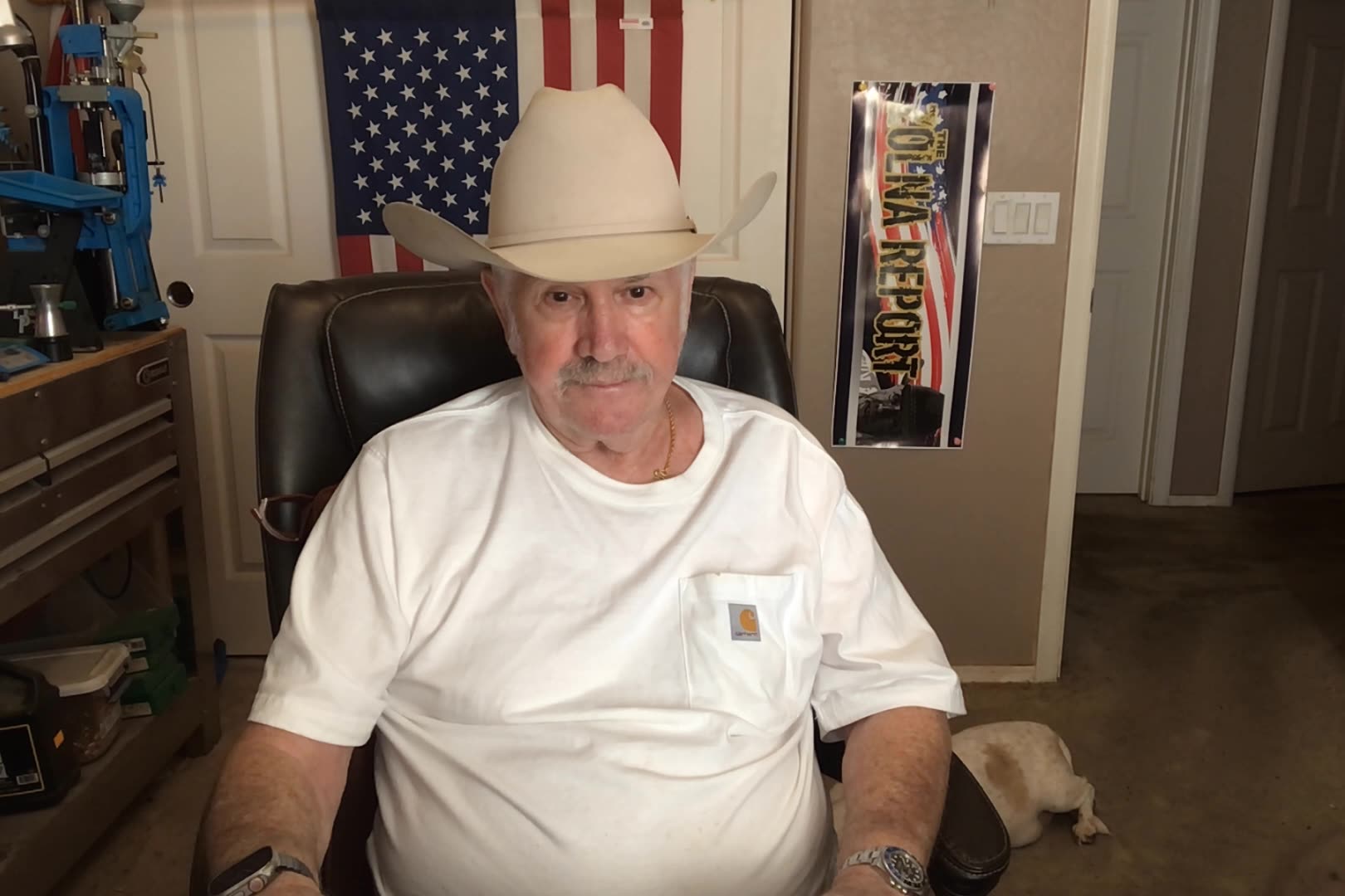 Arc de Trump, Trumps Ego Has No Boundaries!