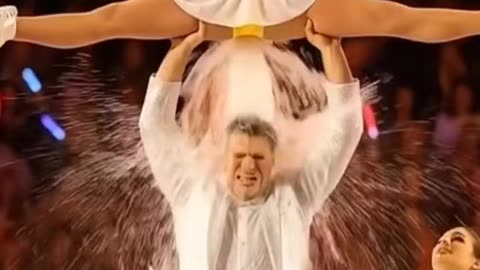 Ohhhhh 🥰🤩🥰🤩🥰 ce qui fait cette femme